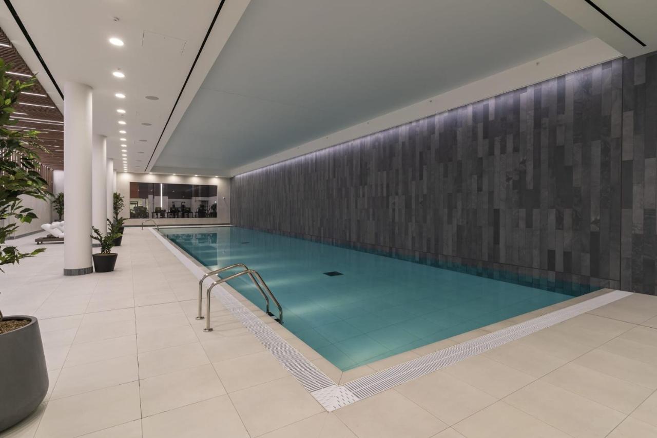 Coppermaker Square In Stratford Aparthotel Londen Buitenkant foto