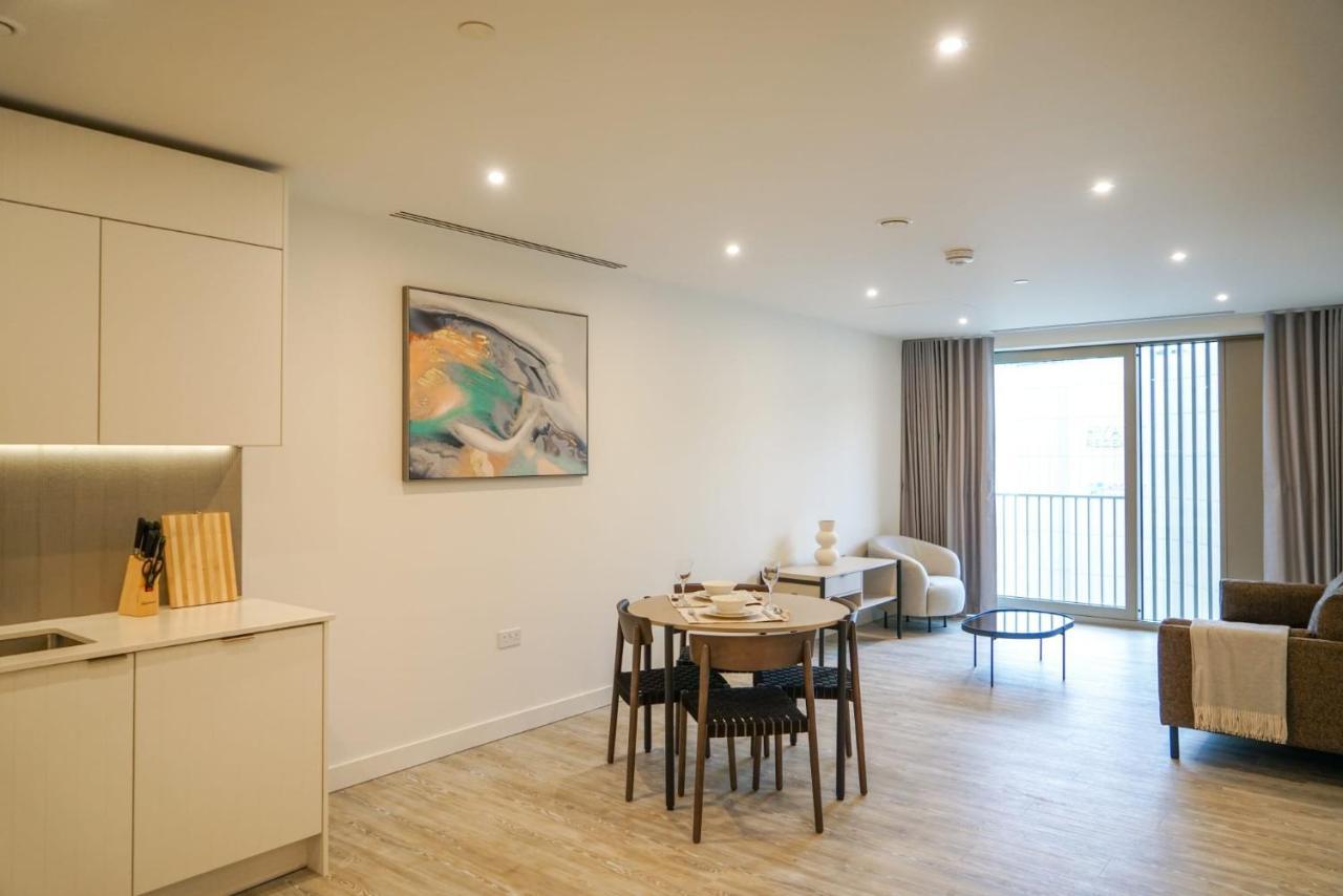 Coppermaker Square In Stratford Aparthotel Londen Buitenkant foto
