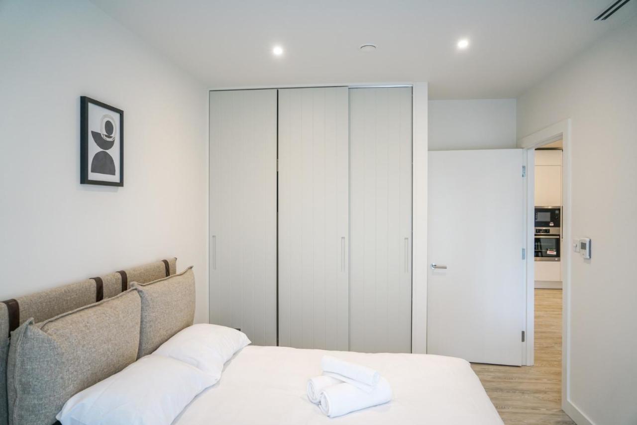 Coppermaker Square In Stratford Aparthotel Londen Buitenkant foto