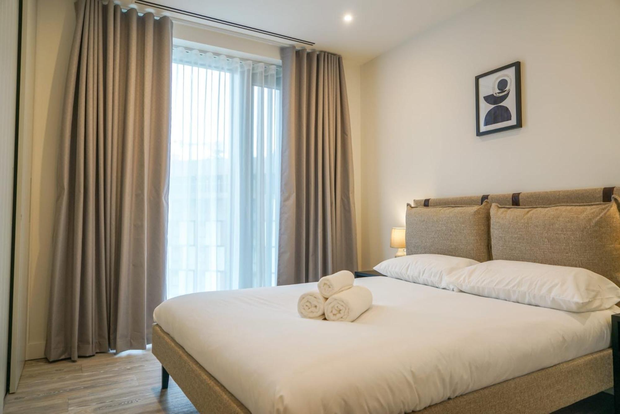 Coppermaker Square In Stratford Aparthotel Londen Buitenkant foto