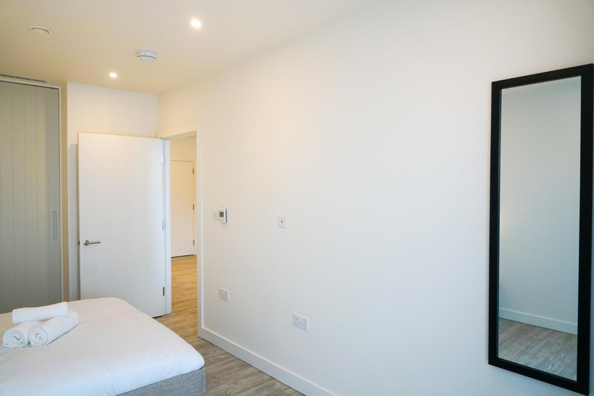 Coppermaker Square In Stratford Aparthotel Londen Buitenkant foto
