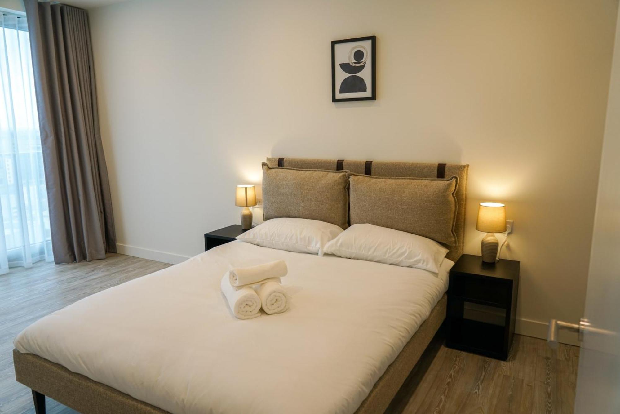 Coppermaker Square In Stratford Aparthotel Londen Buitenkant foto