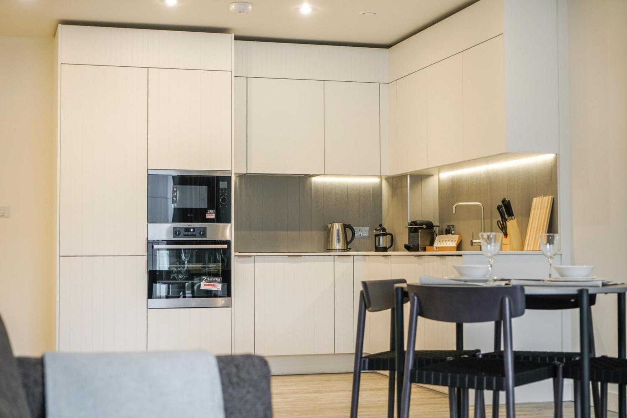 Coppermaker Square In Stratford Aparthotel Londen Buitenkant foto